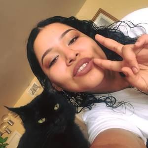 Meet your Posher, Juliet